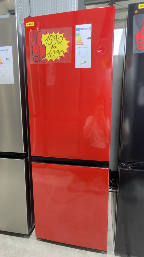 Hanseatic 175 L, HKGK14349DR – Combină frigorifică Clasa D, roșie, import Germania 🇩🇪