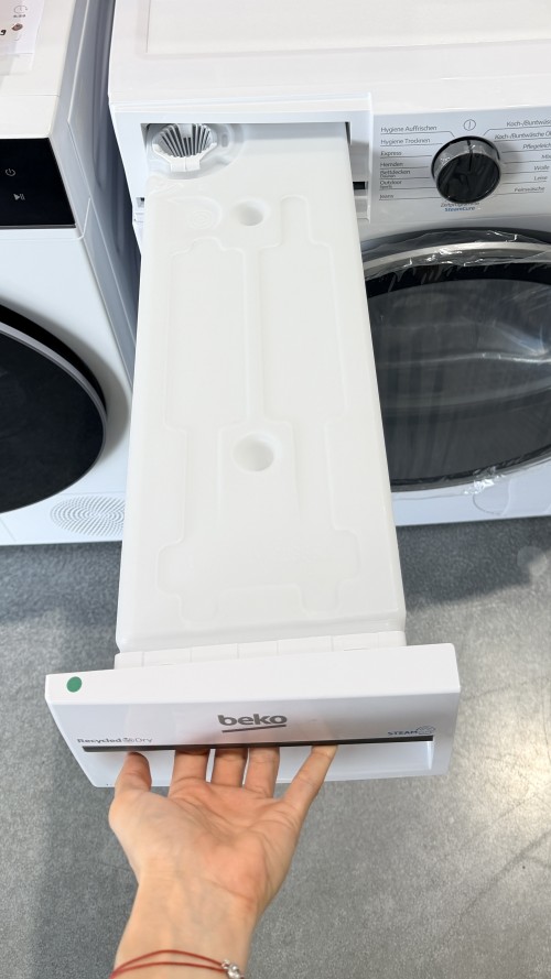Beko 8 KG, B5T68219 – Uscător de rufe cu pompă de căldură Clasa B, SteamCure, ProSmart Inverter, import Germania 🇩🇪