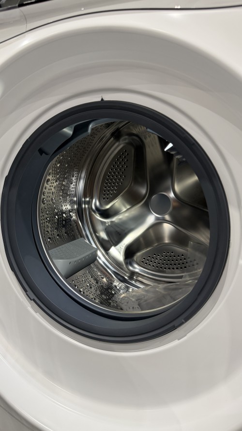 Bosch 9/6 kg WNC244070 – Serie 8 Mașină de spălat cu uscător, Clasa B/D, import Germania 🇩🇪