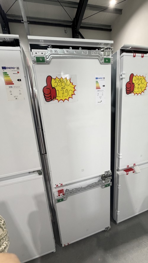 AEG 256 L, OSC7G181ES – Combină frigorifică încorporabilă Clasa E, TwinTech® Total No Frost, import Germania 🇩🇪