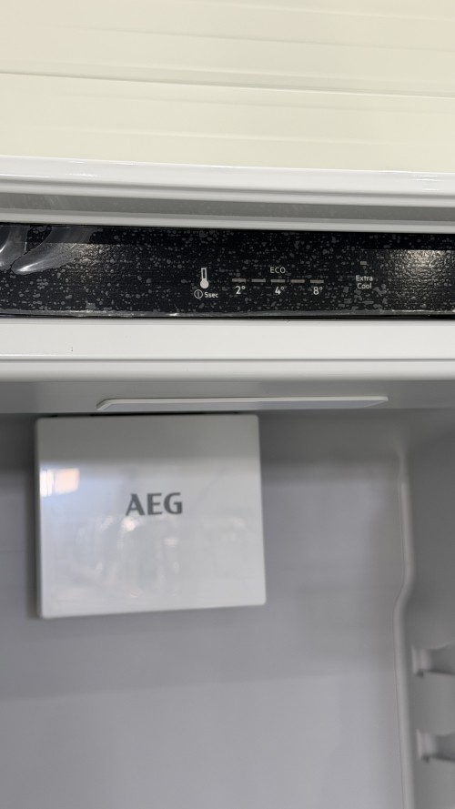 AEG 310 L, TK6DS181ES – Frigider/Racitor încorporabil Clasa E, DynamicAir, ExtraZone, import Germania 🇩🇪