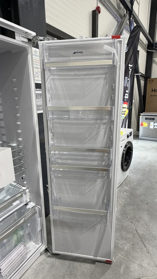 Smeg 310 L, S9L174D1D – Frigider/Racitor încorporabil Clasa D, Ventilat, Inverter, import Germania 🇩🇪