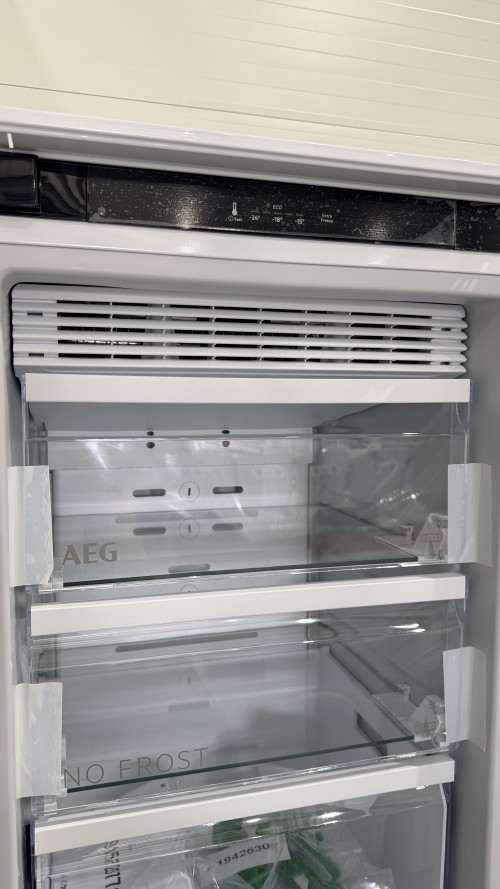 AEG 522L (310L + 212L), TK6DS18XES + TB7NA181ES – Set frigider + congelator încorporabil Clasa E, No Frost, import Germania 🇩🇪