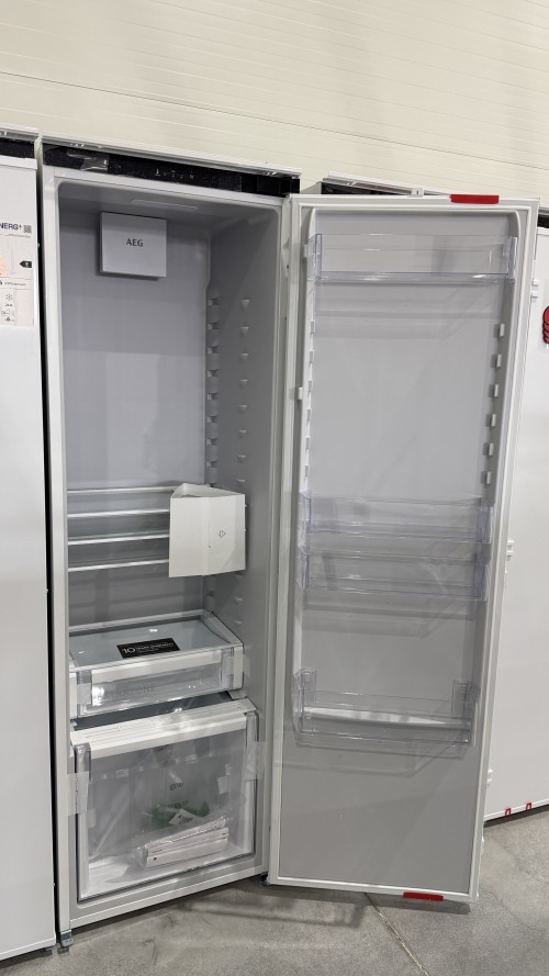AEG 522L (310L + 212L), TK6DS18XES + TB7NA181ES – Set frigider + congelator încorporabil Clasa E, No Frost, import Germania 🇩🇪