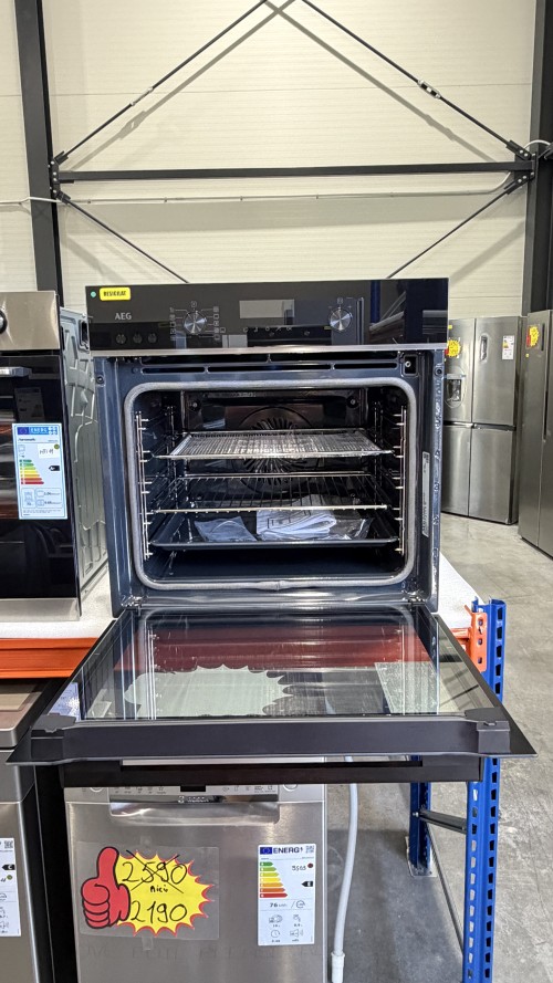 AEG 71L TS6PB50WAB – Cuptor încorporabil multifuncțional AirFry + Piroliză + Wi-Fi + A+ 🇩🇪