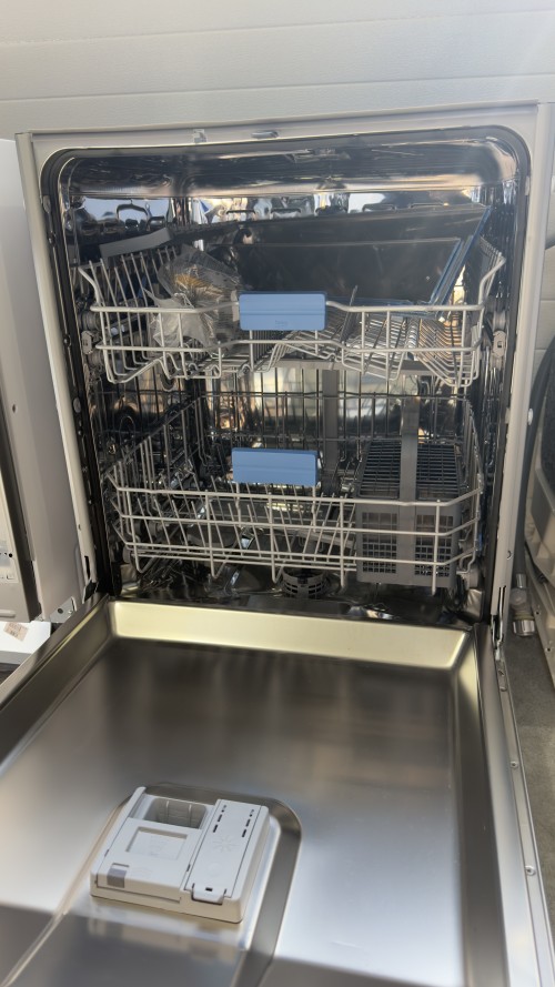 Beko 14 seturi BDUN15030X – Mașină de spălat vase încorporabilă Clasa D, SelfDry, import Germania 🇩🇪