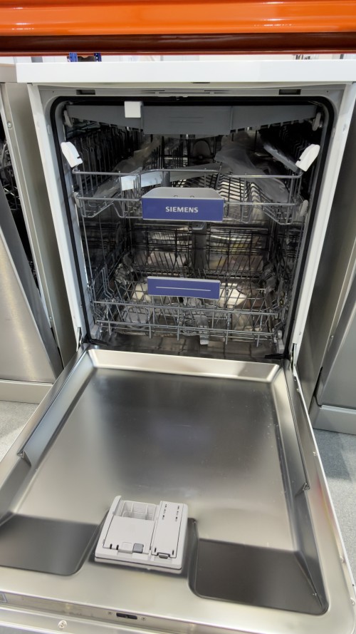Siemens 14 seturi, SN23EW03ME – mașină de spălat vase independentă Clasa B, Home Connect, autoOpen dry, import Germania 🇩🇪