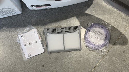 AEG 8 kg, TR9XW80880 – Uscător de rufe premium Clasa A, pompă de căldură, AbsoluteCare Pro, 3DScan, Wi-Fi, import Germania 🇩🇪