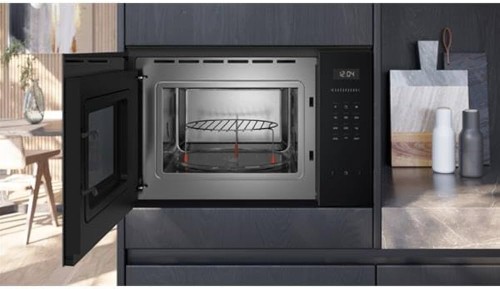Siemens 25L, iQ500 BE555LMB1 – Cuptor cu microunde încorporabil 25 L, Grill 1200 W, 900 W, cookControl8, negru, import Germania 🇩🇪
