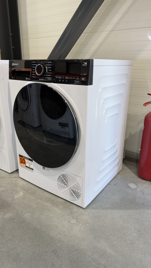 Bauknecht 8 kg, BT 87A WB – Uscător rufe cu pompă de căldură, clasa A, IronEase, Steam Therapy, HomeWhiz – import Germania 🇩🇪