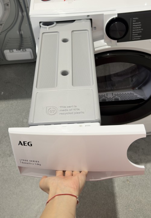 AEG 8 kg, TR7TC86 – Uscător de rufe cu pompă de căldură, clasa C, SensiDry & ProSense – import Germania 🇩🇪