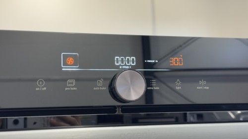 Gorenje 77L, BPS6747A09DBGOT – Cuptor încorporabil 77 L, Piroliză, AirFry+, AutoBake, 300°C, Clasa A+ – import Germania 🇩🇪
