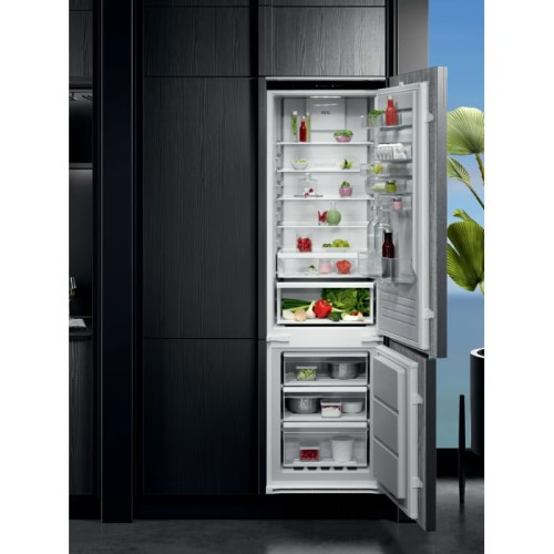 AEG 269 L, NSC6M191ES – combină frigorifică încorporabilă mare, TwinTech® Total No Frost, MultiFlow, CustomFlex®, clasa E, import Suedia