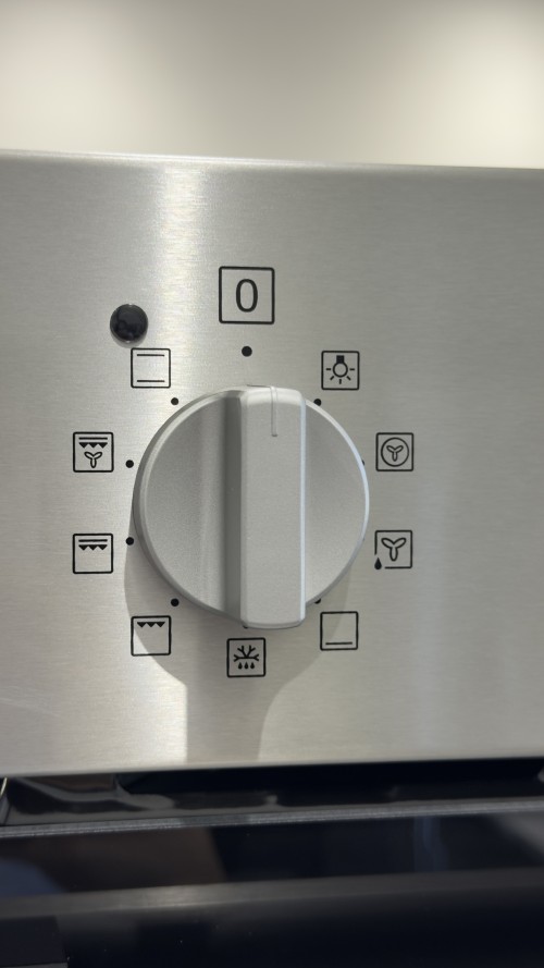 Zanussi ZGH75524XS + ZOHIE2X1 – Set plită gaz 5 arzătoare + cuptor electric 57 L, Clasa A, inox