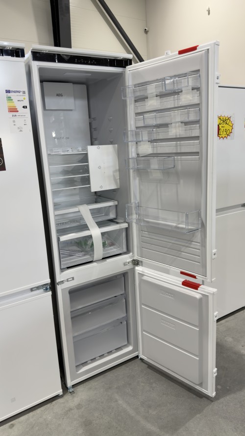 AEG 269 L, NSC6M193ES – Combină frigorifică încorporabilă Clasa E, TwinTech® NoFrost, MultiFlow, ExtraChill