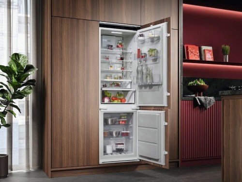 AEG 249 L, TC6MS18FDS – Combină frigorifică Clasa D, TwinTech® Total No Frost, MultiFlow, ExtraChill, import Germania 🇩🇪