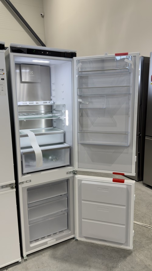 Electrolux 249 L, E8MNCC18S – Combină frigorifică incorporabila import Germania 🇩🇪