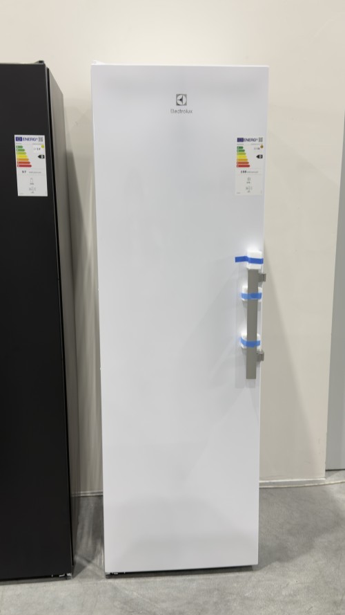 Electrolux 278 L  EUH8000W– congelator vertical No Frost, MultiFlow, clasa D
