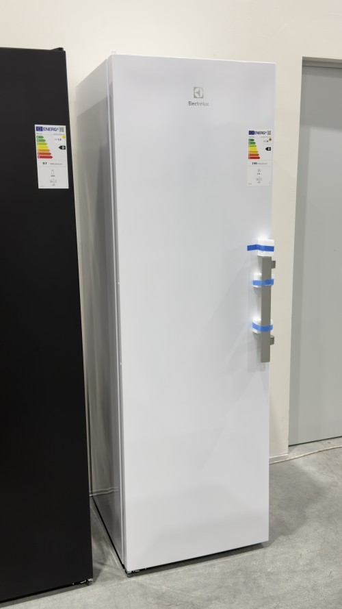 Electrolux 278 L  EUH8000W– congelator vertical No Frost, MultiFlow, clasa D
