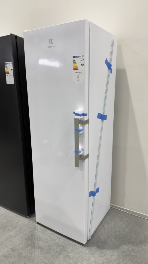 Electrolux 278 L  EUH8000W– congelator vertical No Frost, MultiFlow, clasa D