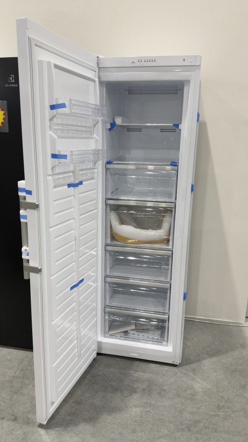 Electrolux 278 L  EUH8000W– congelator vertical No Frost, MultiFlow, clasa D