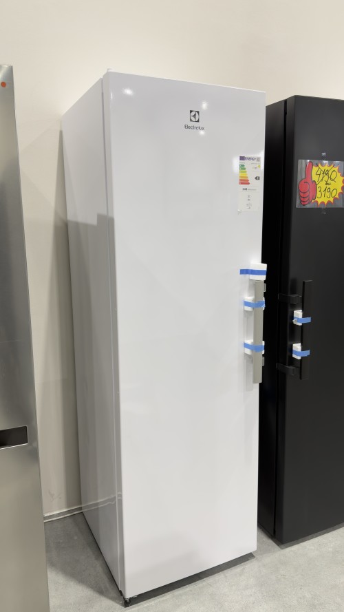 Electrolux EUE9NEW 280 L – congelator vertical No Frost, Super Freeze, clasa E