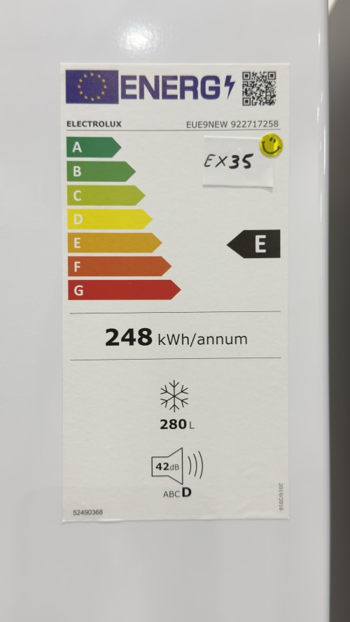 Electrolux EUE9NEW 280 L – congelator vertical No Frost, Super Freeze, clasa E
