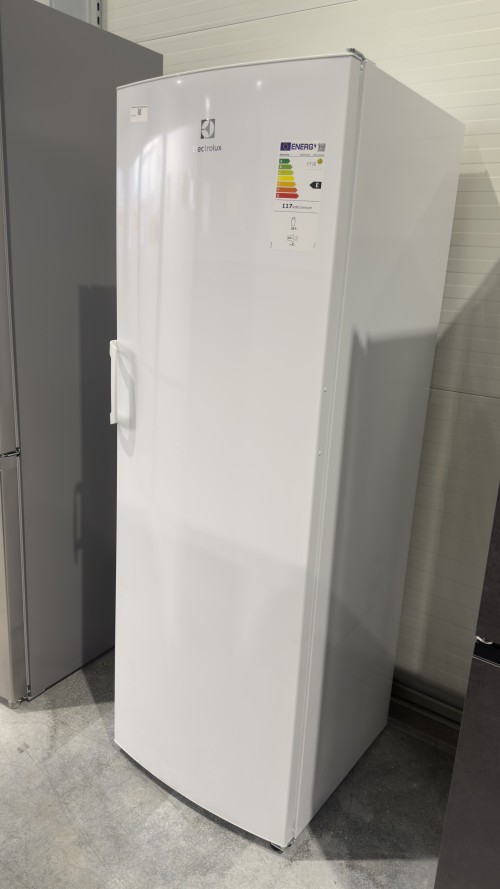 Electrolux 357 L, KRB175EWR – răcitor/frigider fără congelator, OptiSpace, CustomFlex®, clasa E, alb