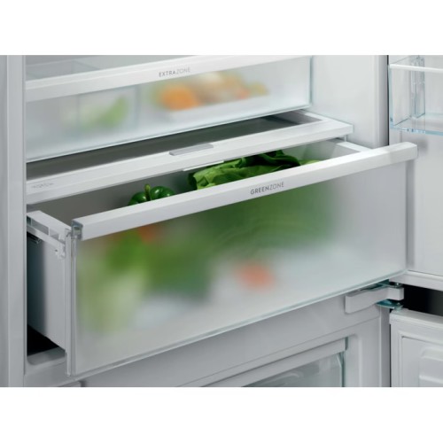 Electrolux 376 L KNR7TE75T (925975014) – combină frigorifică incorporabilă, clasa E, TwinTech® Total No Frost Plus, GreenZone, MaxiSpace