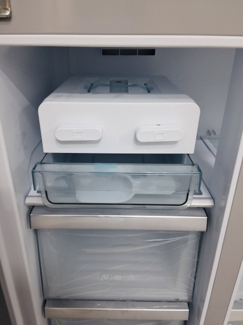 GRF 560 L CA91835DX – frigider Cross Door 4 uși, Total No Frost, dispenser apă 2,5 L, Inverter, Clasa E