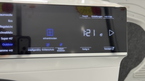 Siemens 9 kg WQ46B2D41 – uscător cu pompă de căldură iQ700, Clasa B, Home Connect, selfCleaning Condenser