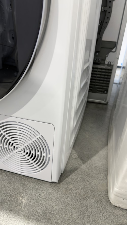Bauknecht 8 kg BT 87A WB – uscător cu pompă de căldură + abur, Clasa A, IronEase, SteamTherapy, Wi-Fi