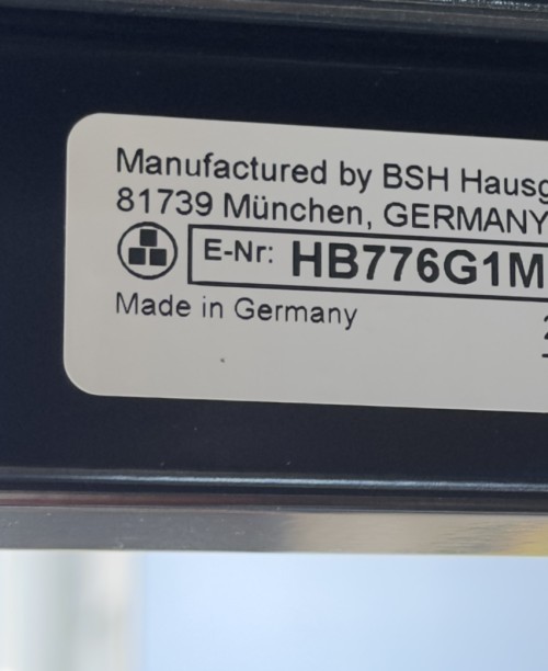 Siemens 71 L, HB776G1M1 – iQ700 Cuptor incorporabil Clasa A+, Air Fry, Piroliză, Home Connect, 4D HotAir, Negru Mat