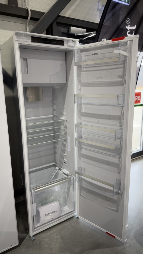 SMEG 286 L S9C1741E – Frigider incorporabil cu congelator, Clasa E, Inverter, Răcire ventilată, import Germania 🇩🇪