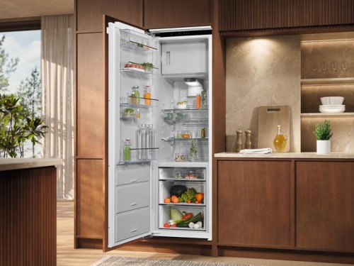 Electrolux 252 L IK2805SZL (923587304) – Răcitor/Frigider incorporabil cu congelator, Clasa E, NaturaFresh 0°C, MultiFlow, SoftClosing