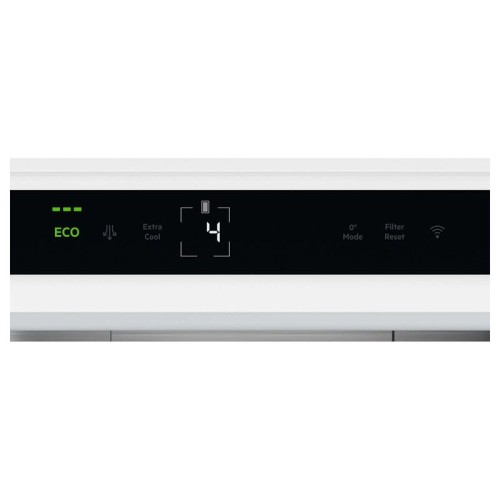 Electrolux 252 L IK2805SZL (923587304) – Răcitor/Frigider incorporabil cu congelator, Clasa E, NaturaFresh 0°C, MultiFlow, SoftClosing