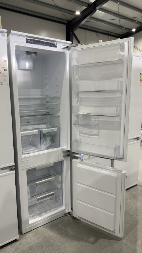 Electrolux 249 L ENN2859AOW – Combină frigorifică încorporabilă, TwinTech No Frost