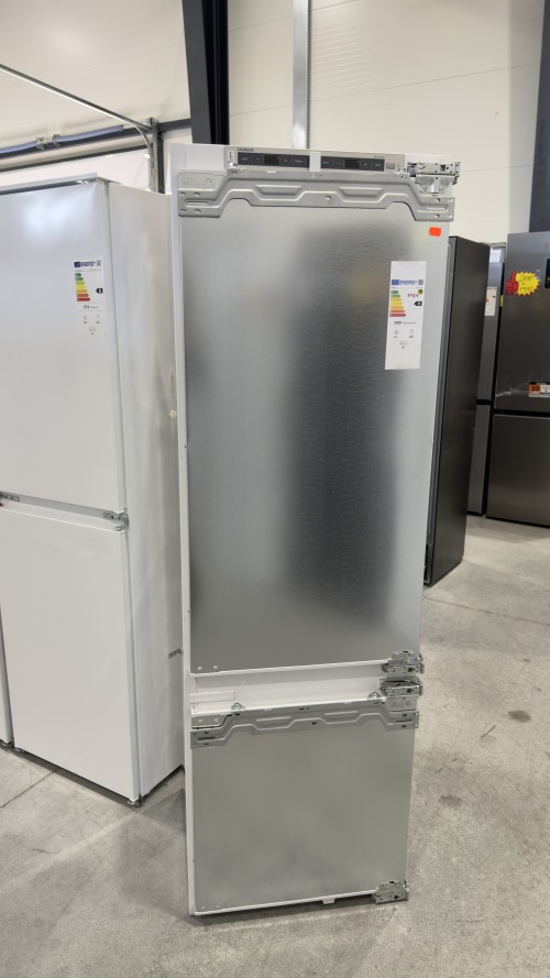 Siemens 270 L KI87SADD0 – combină frigorifică încorporabilă, clasa D, import Germania 🇩🇪