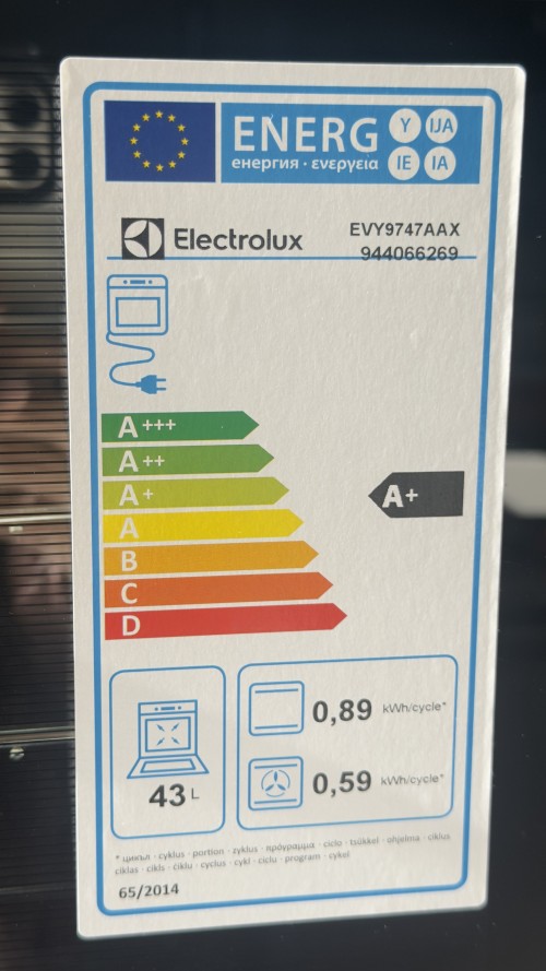 Electrolux 43 L EVY9747AAX – Cuptor compact încorporabil cu abur, clasa A+