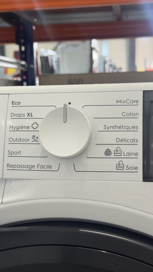 Electrolux EW7HI395BN – Uscător de rufe cu pompă de căldură, 9 kg, clasa C