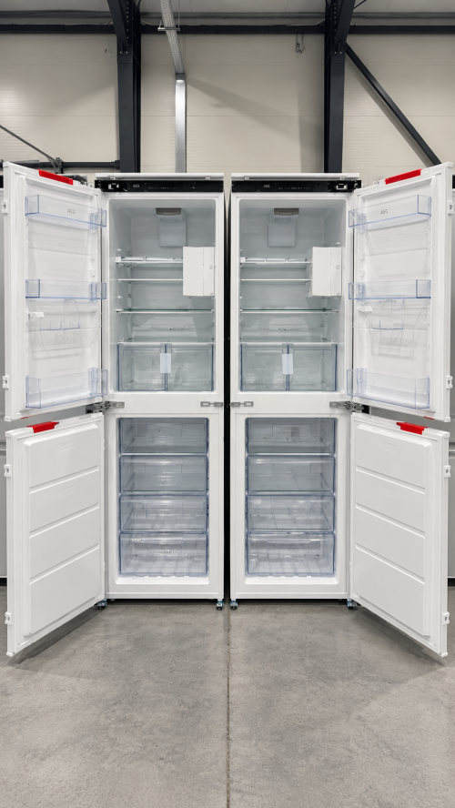 AEG 484 L – Set 2 combine frigorifice încorporabile OSC6T185ES, configurație cu aspect French Door, clasa E